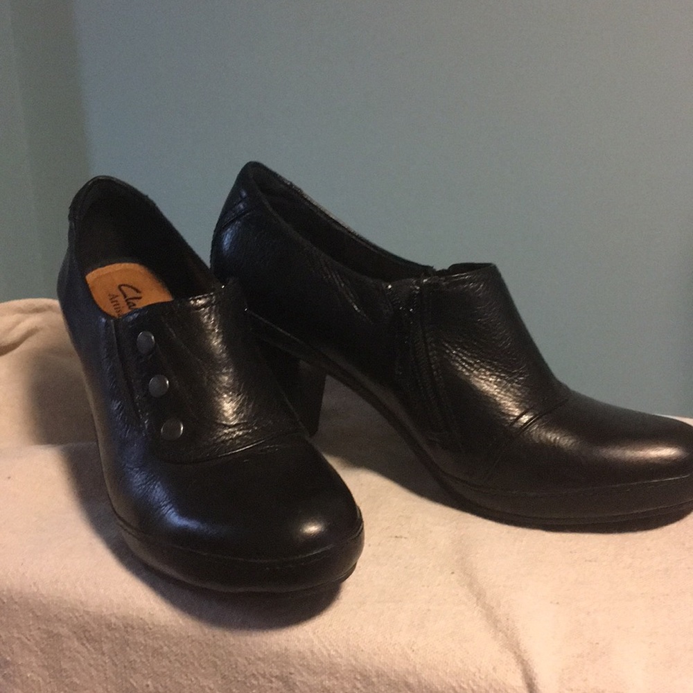 Clarks Artisan Mary Janes